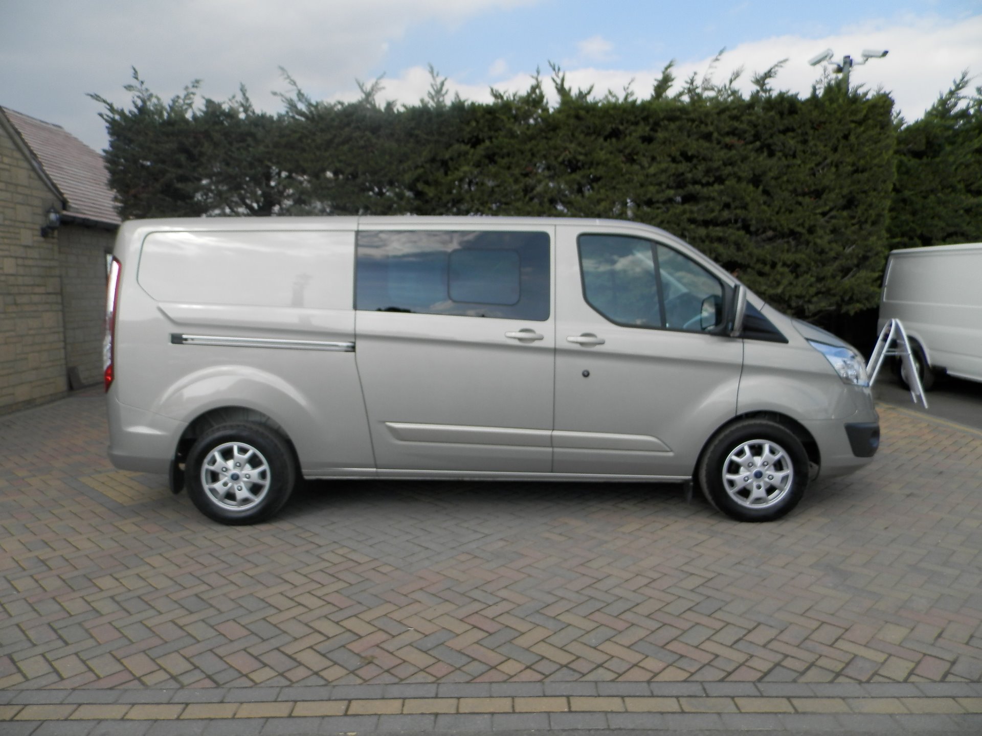 ford transit custom crew cab vans for sale